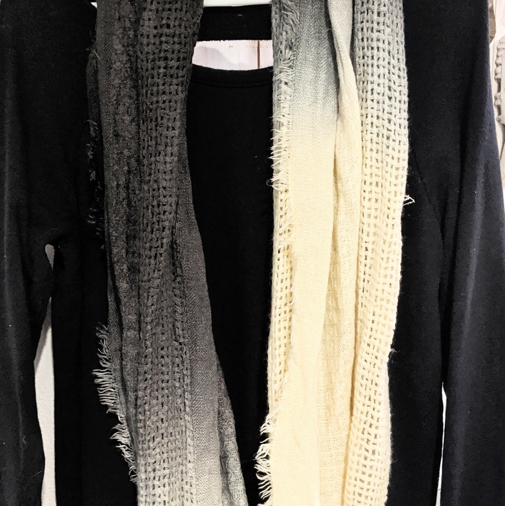 Infinity scarf - Picture 3 of 5